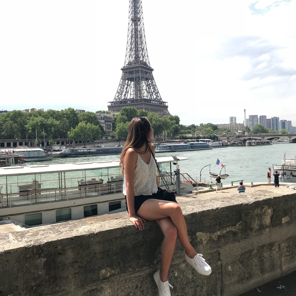 Meet your Posher, Isabella